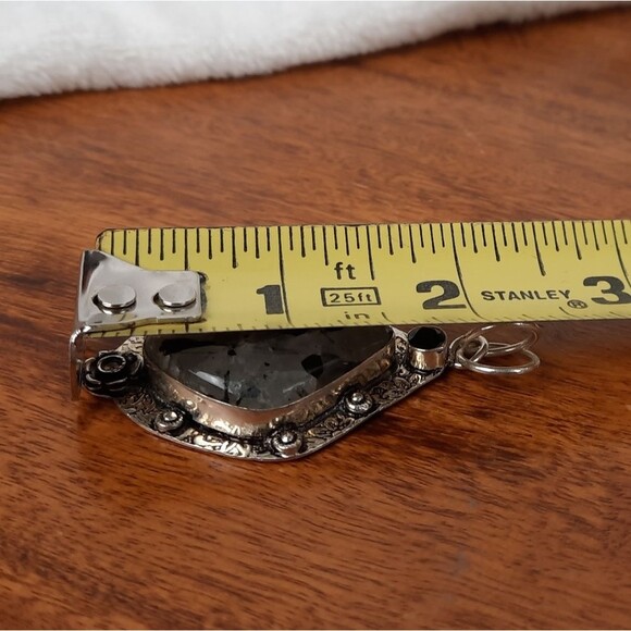 Elegant Silver and Larvikite Natural Stone Pendant - Picture 4 of 4